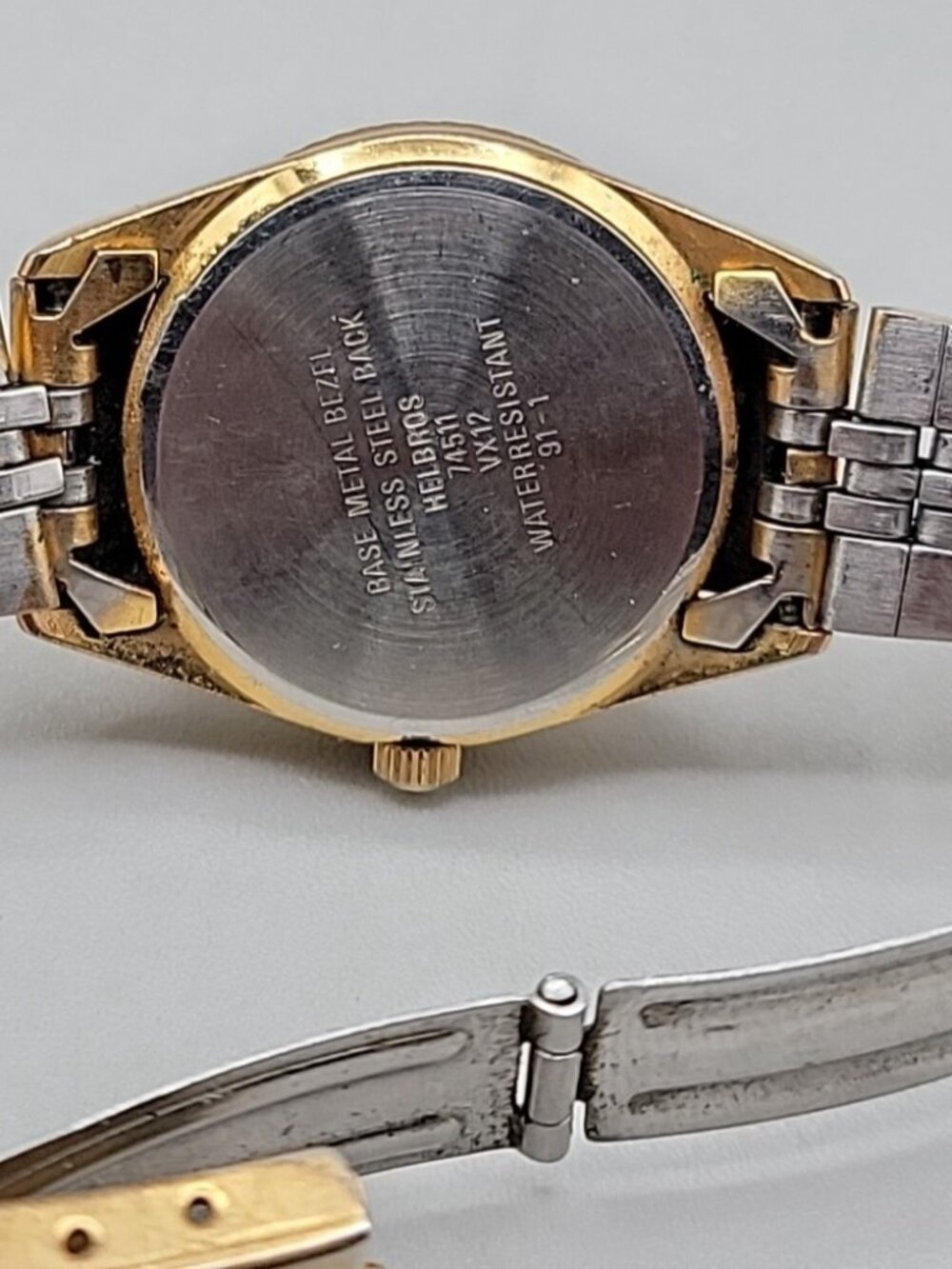 Vintage Helbros Ladies Diamond Accent Quartz Watch Black & Gold Tone 25mm 7" - Picture 13 of 13
